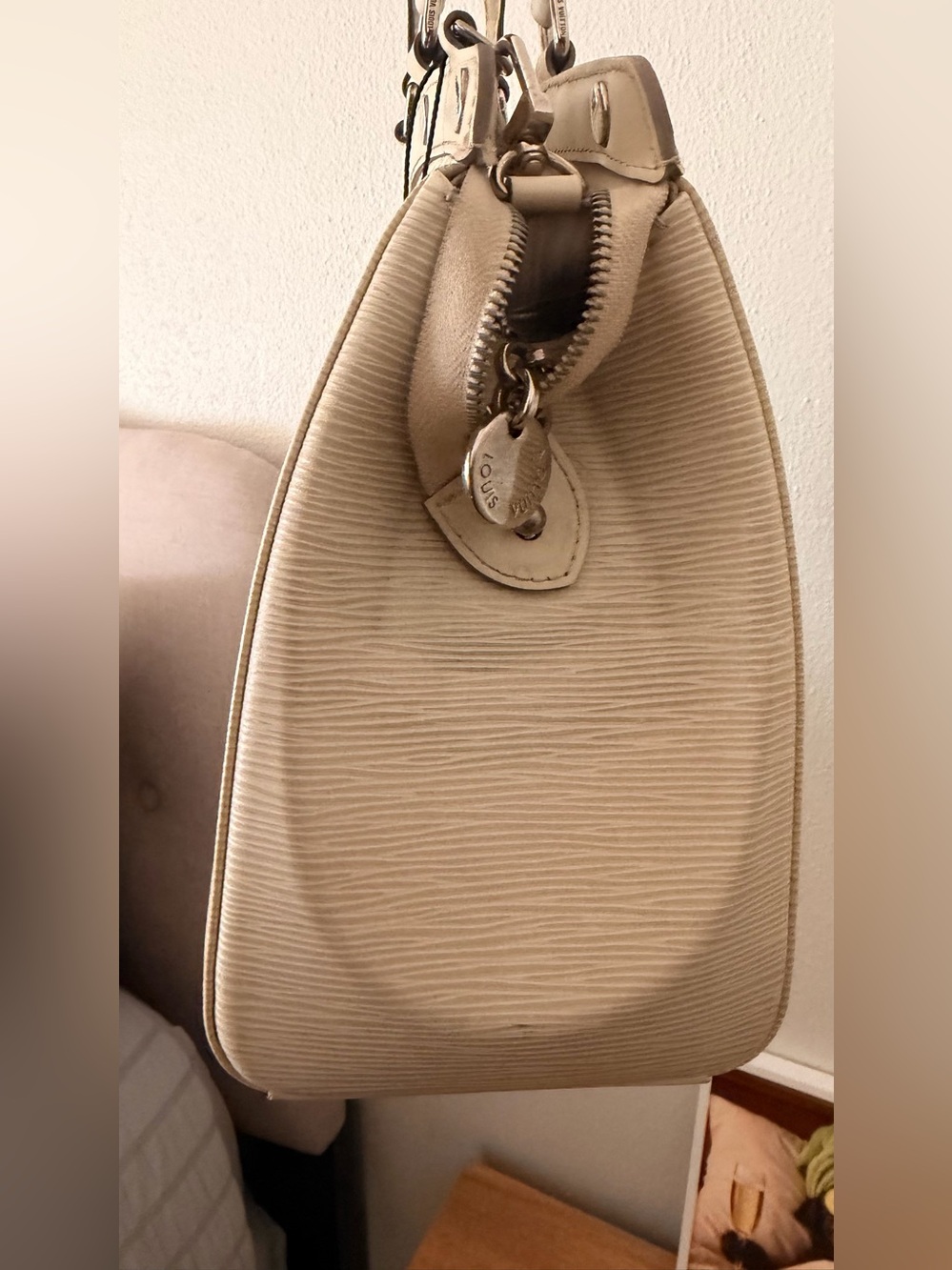 Louis Vuitton Brea - Picture 3 of 13